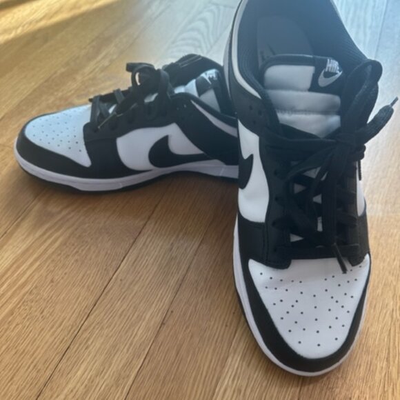 Nike Dunk Low White Black Womens Sizes 11 - Picture 2 of 8